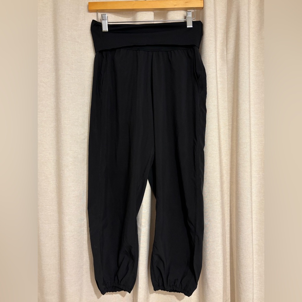 Lululemon Om Harem Balloon Foldover Jogger Pants XS 4
